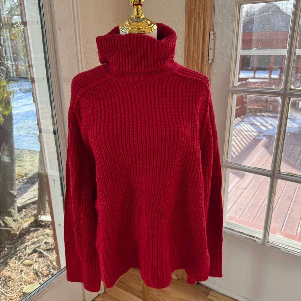 ZARA new sweater never worn size M in excellent condition

Fabric: acrylic